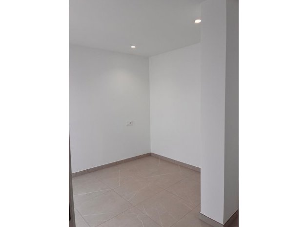 Resale - Villa * - Santa Rosalia *