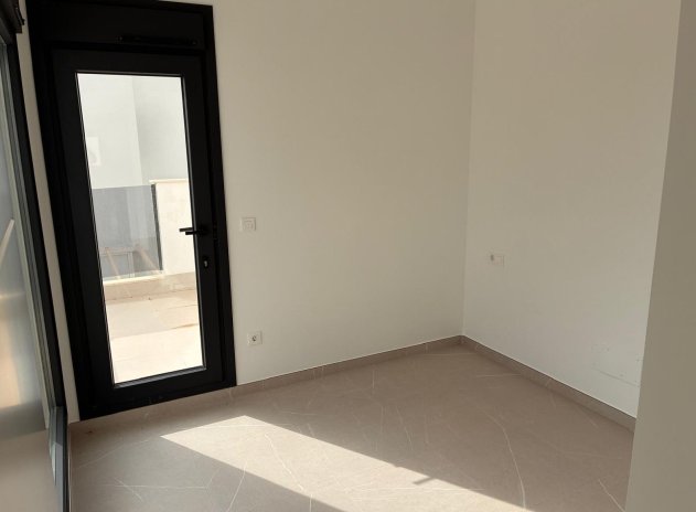 Resale - Villa * - Santa Rosalia *