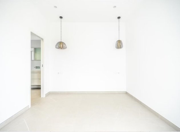 Resale - Villa * - Santa Rosalia *