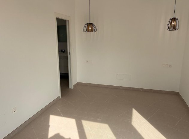 Resale - Villa * - Santa Rosalia *