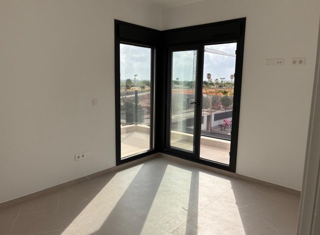 Resale - Villa * - Santa Rosalia *