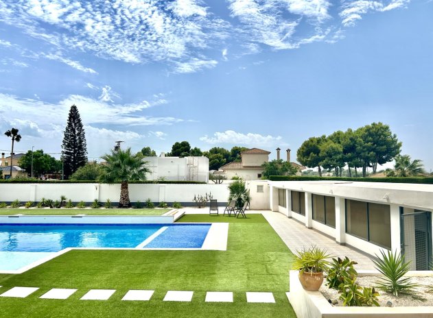 Wiederverkauf - Villa - Los Montesinos