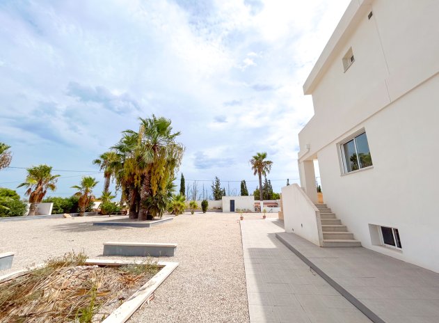Wiederverkauf - Villa - Los Montesinos