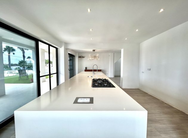 Wiederverkauf - Villa - Los Montesinos