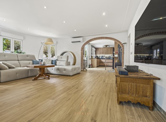 Wiederverkauf - Villa - Orihuela Costa - La Zenia