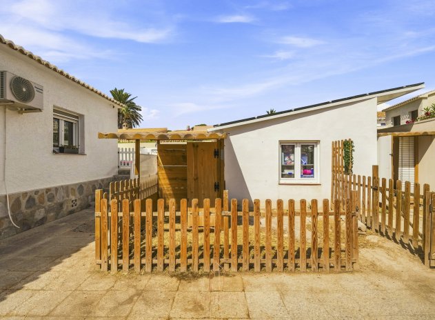 Wiederverkauf - Villa - Orihuela Costa - La Zenia
