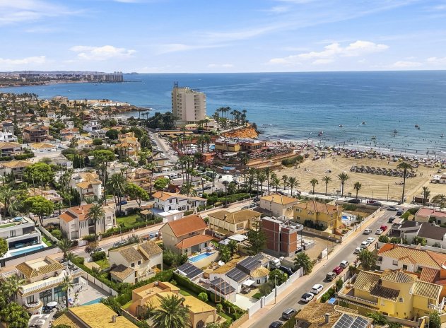 Wiederverkauf - Villa - Orihuela Costa - La Zenia