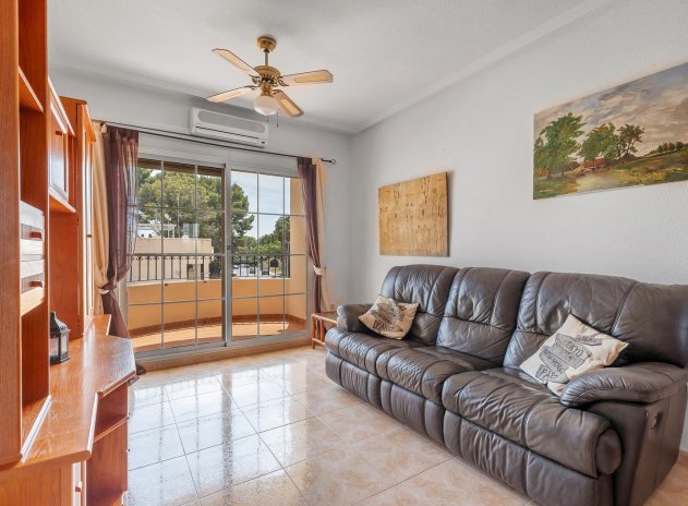 Wiederverkauf - Wohnung - Orihuela - Villamartín