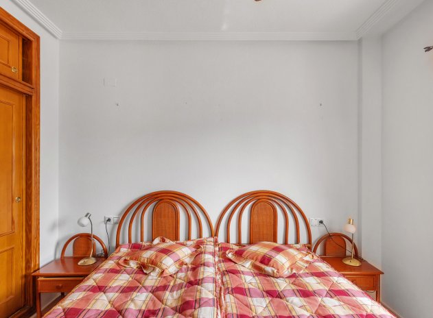 Wiederverkauf - Wohnung - Orihuela - Villamartín
