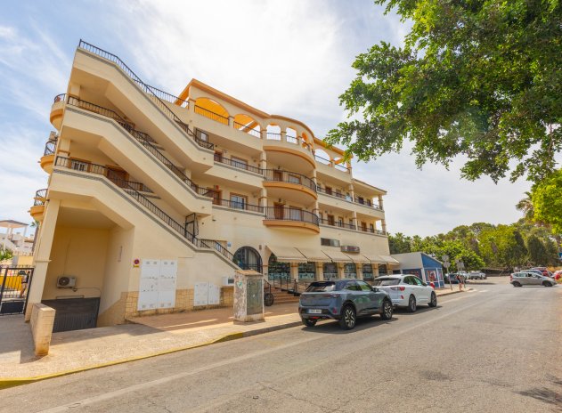 Wiederverkauf - Wohnung - Orihuela - Villamartín