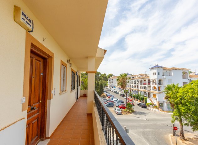Wiederverkauf - Wohnung - Orihuela - Villamartín