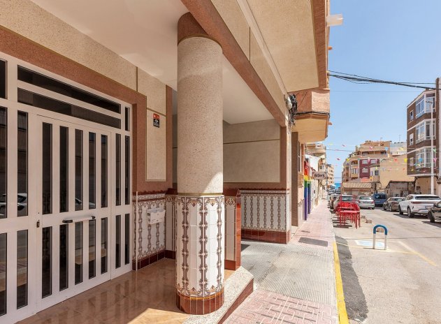 Wiederverkauf - Wohnung - La Mata