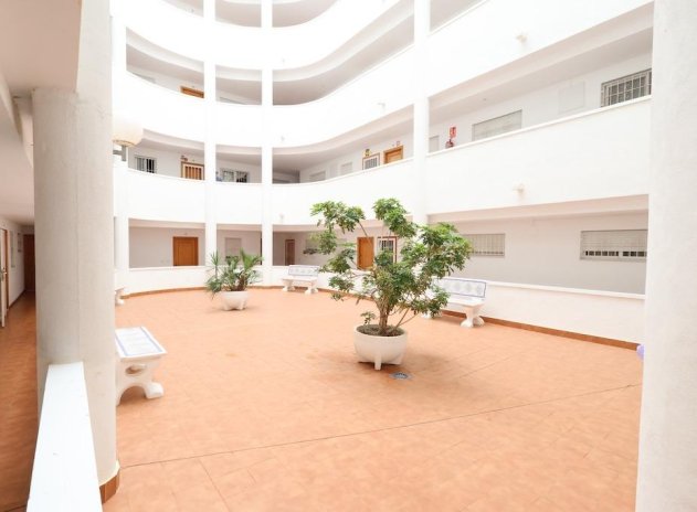 Herverkoop - Appartement - Torrevieja - Parque de las Naciones