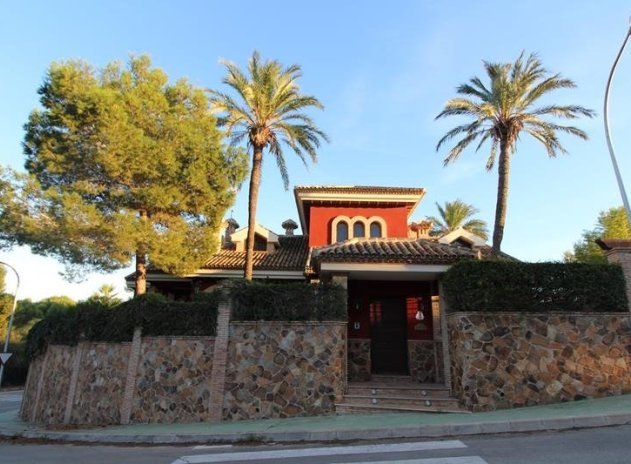Herverkoop - Villa - Orihuela - Campoamor