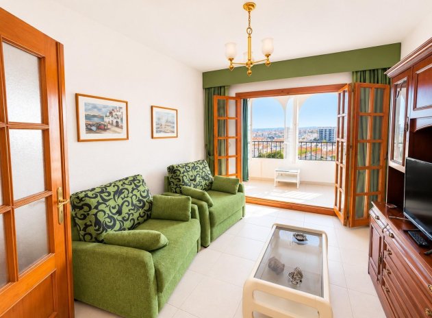 Resale - Apartment / Flat * - Torrevieja * - Torre del moro
