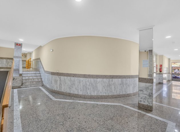 Herverkoop - Appartement - Torrevieja - Centro