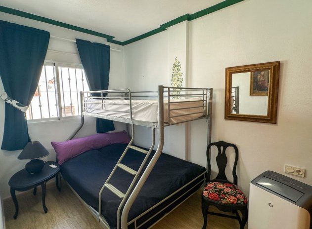 Revente - Maison mitoyenne - Orihuela