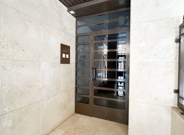 Herverkoop - Appartement - Torrevieja - Playa de los Locos
