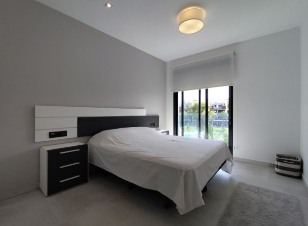 Revente - Appartement - El Raso