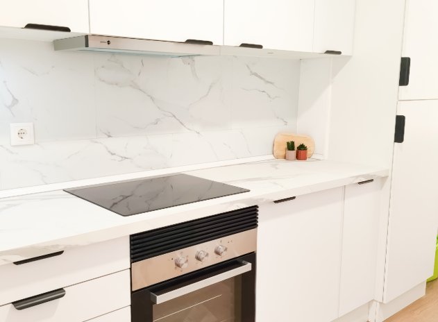 Resale - Apartment / Flat * - La Zenia *