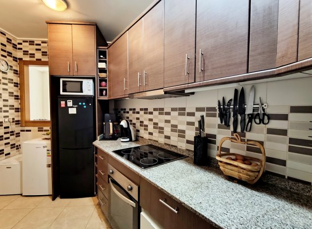 Resale - Apartment / Flat * - Torrevieja *