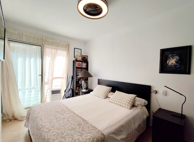 Resale - Apartment / Flat * - Torrevieja *