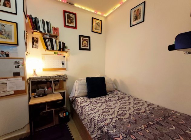 Resale - Apartment / Flat * - Torrevieja *
