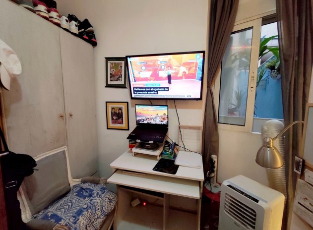 Resale - Apartment / Flat * - Torrevieja *
