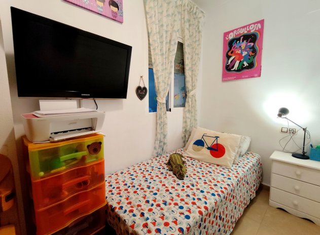 Resale - Apartment / Flat * - Torrevieja *
