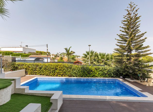 Herverkoop - Villa - Torrevieja - Los Balcones