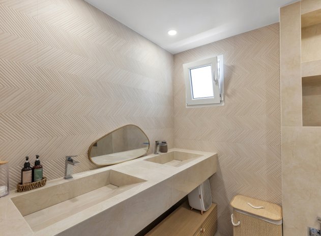 Herverkoop - Villa - Torrevieja - Los Balcones