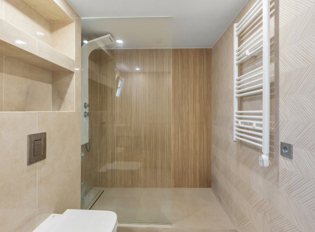 Herverkoop - Villa - Torrevieja - Los Balcones