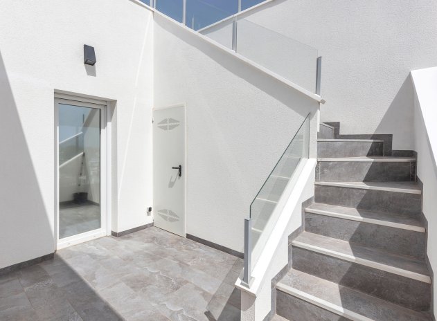 Herverkoop - Villa - Torrevieja - Los Balcones