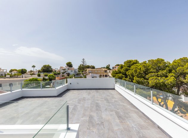 Herverkoop - Villa - Torrevieja - Los Balcones