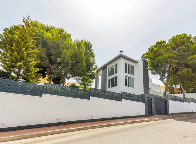 Herverkoop - Villa - Torrevieja - Los Balcones