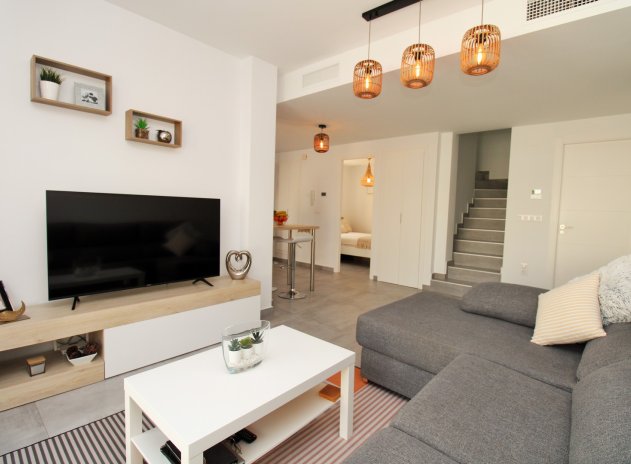 Herverkoop - Villa - Villamartin - PAU 8