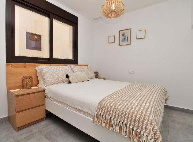 Herverkoop - Villa - Villamartin - PAU 8