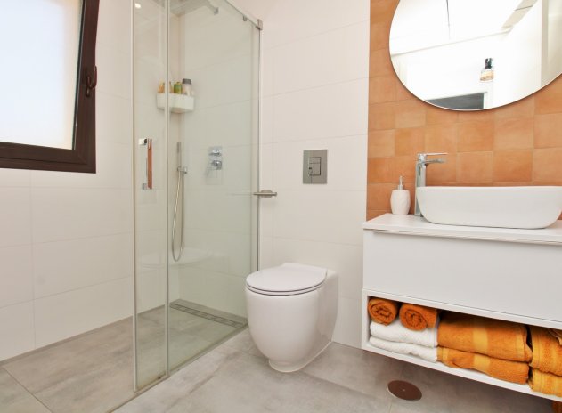 Herverkoop - Villa - Villamartin - PAU 8