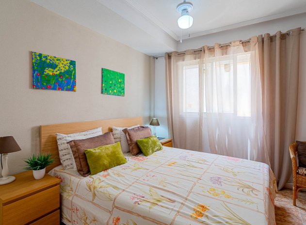Revente - Appartement - Punta Prima