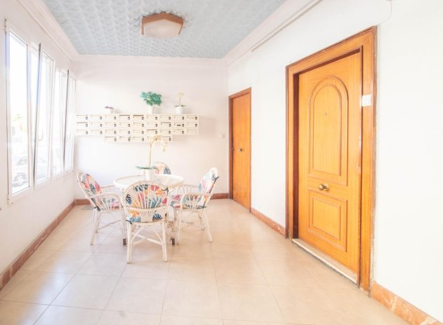 Herverkoop - Appartement - Torrevieja - Acequion