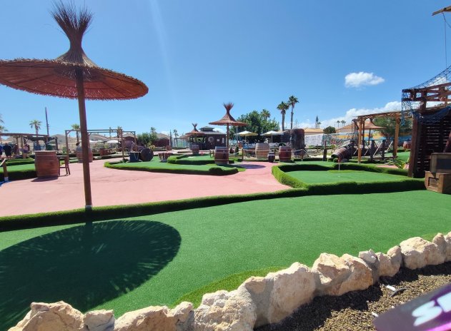 Resale - Townhouse * - Playa Flamenca *