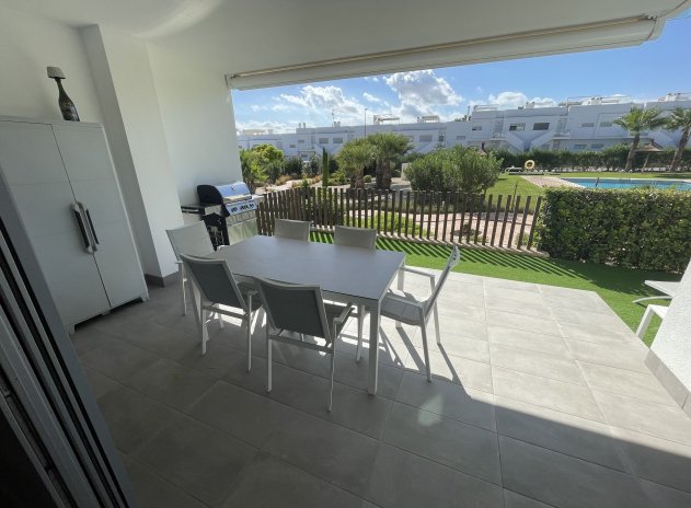 Resale - Apartment / Flat * - Vistabella Golf *