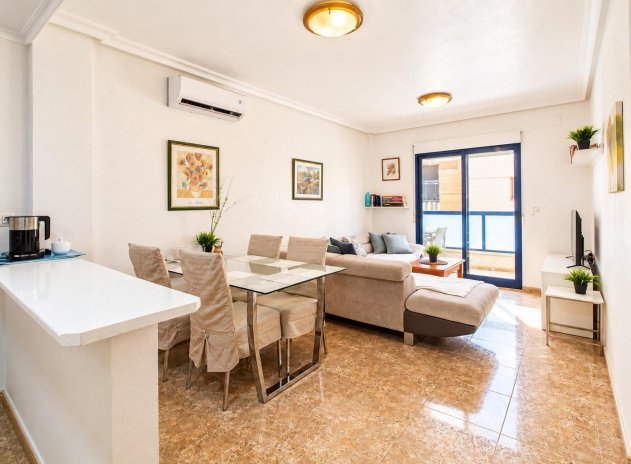 Wiederverkauf - Wohnung - Orihuela Costa - La Regia