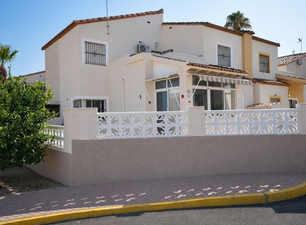 Reventa - Casa adosada - Algorfa