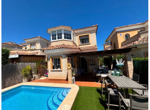 Wiederverkauf - Villa - El Raso - Guardamar del Segura