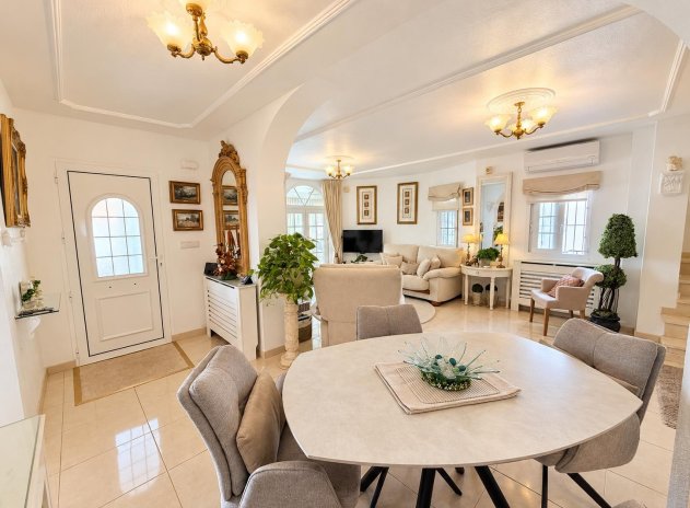 Wiederverkauf - Villa - Orihuela Costa
