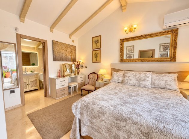 Wiederverkauf - Villa - Orihuela Costa