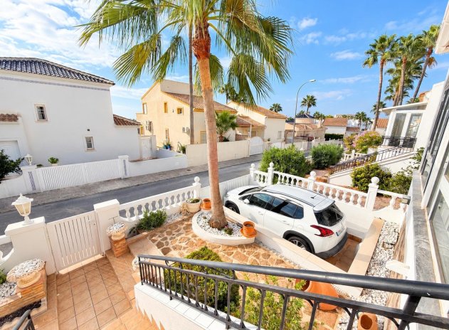 Wiederverkauf - Villa - Orihuela Costa