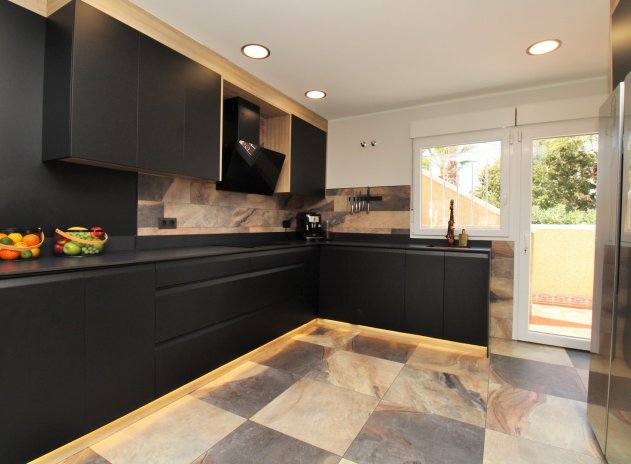 Resale - Villa * - Villamartin * - Villamartín * 