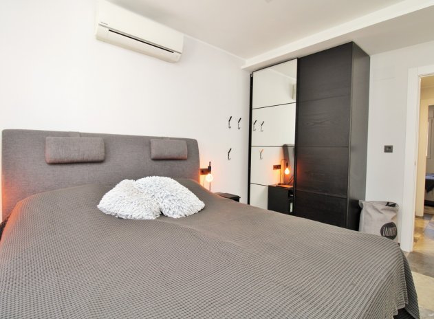 Resale - Villa * - Villamartin * - Villamartín * 